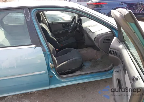 1997 Dodge Intrepid z USA, uszkodzony, nr VIN 2B3HD46F2VH611467